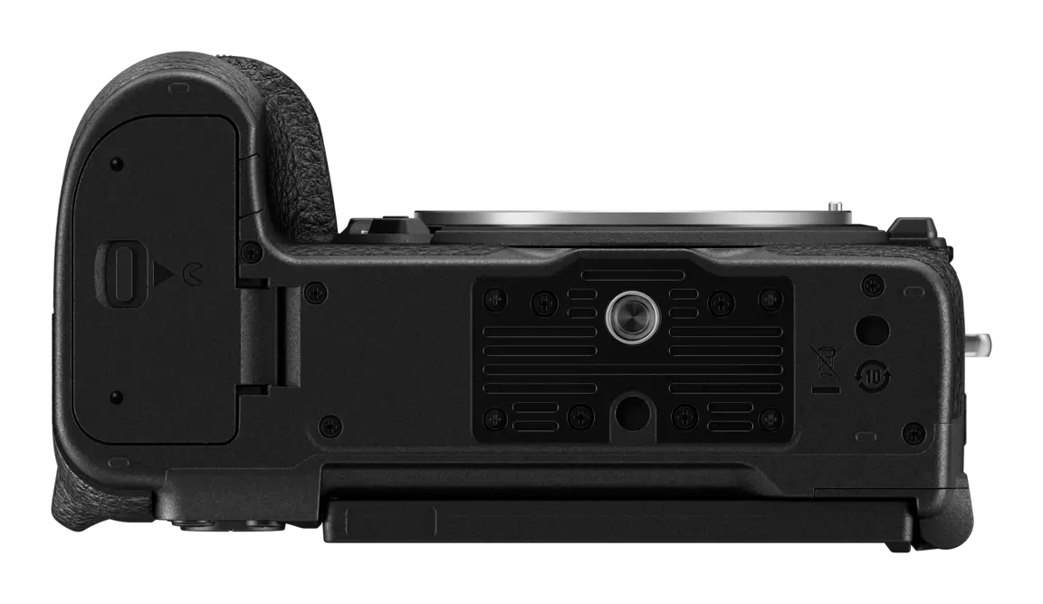 Nikon Z5IIC (BODY) Black + SDXC 128GB