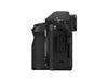 Fujifilm X-S20 + 16-50mm F2.8-4.8 R LM WR - Garanzia Fujifilm Italia vano schede e batterie